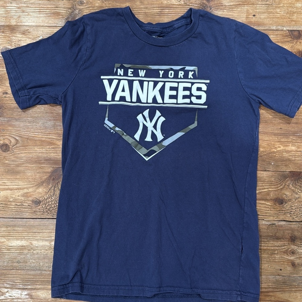 Yankees General Merchandise Kids Navy White Camo Baseball T-Shirt Lrg 14/16 EUC